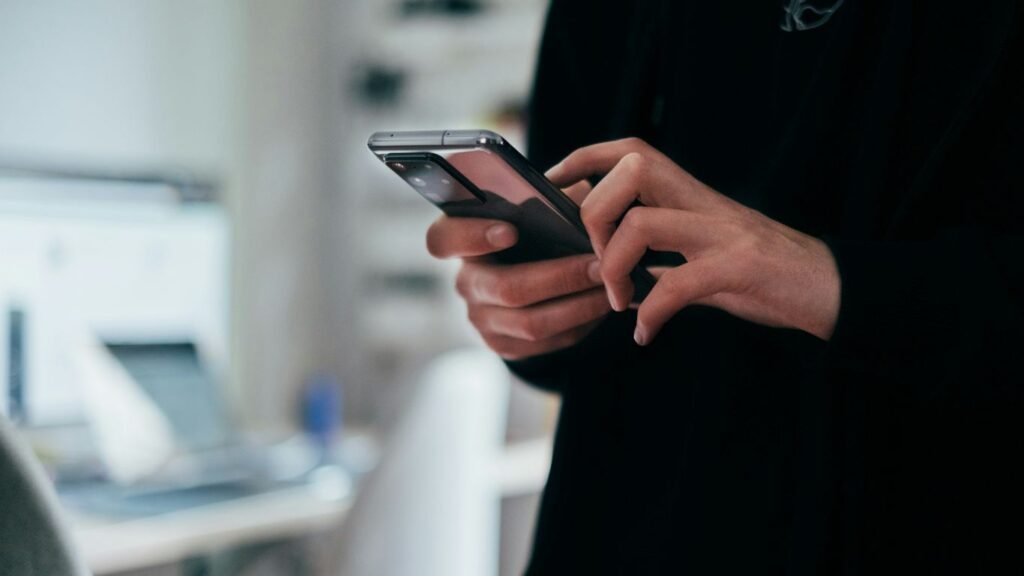 The ultimate guide to driving growth with WhatsApp marketing in Singapore