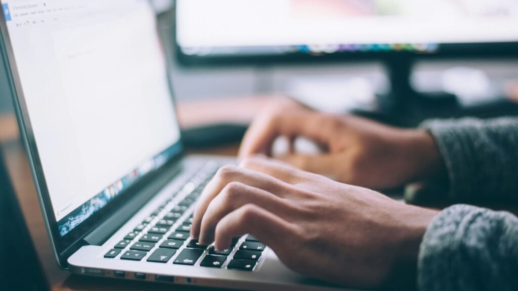 The advantages and disadvantages of email marketing: a deep dive
